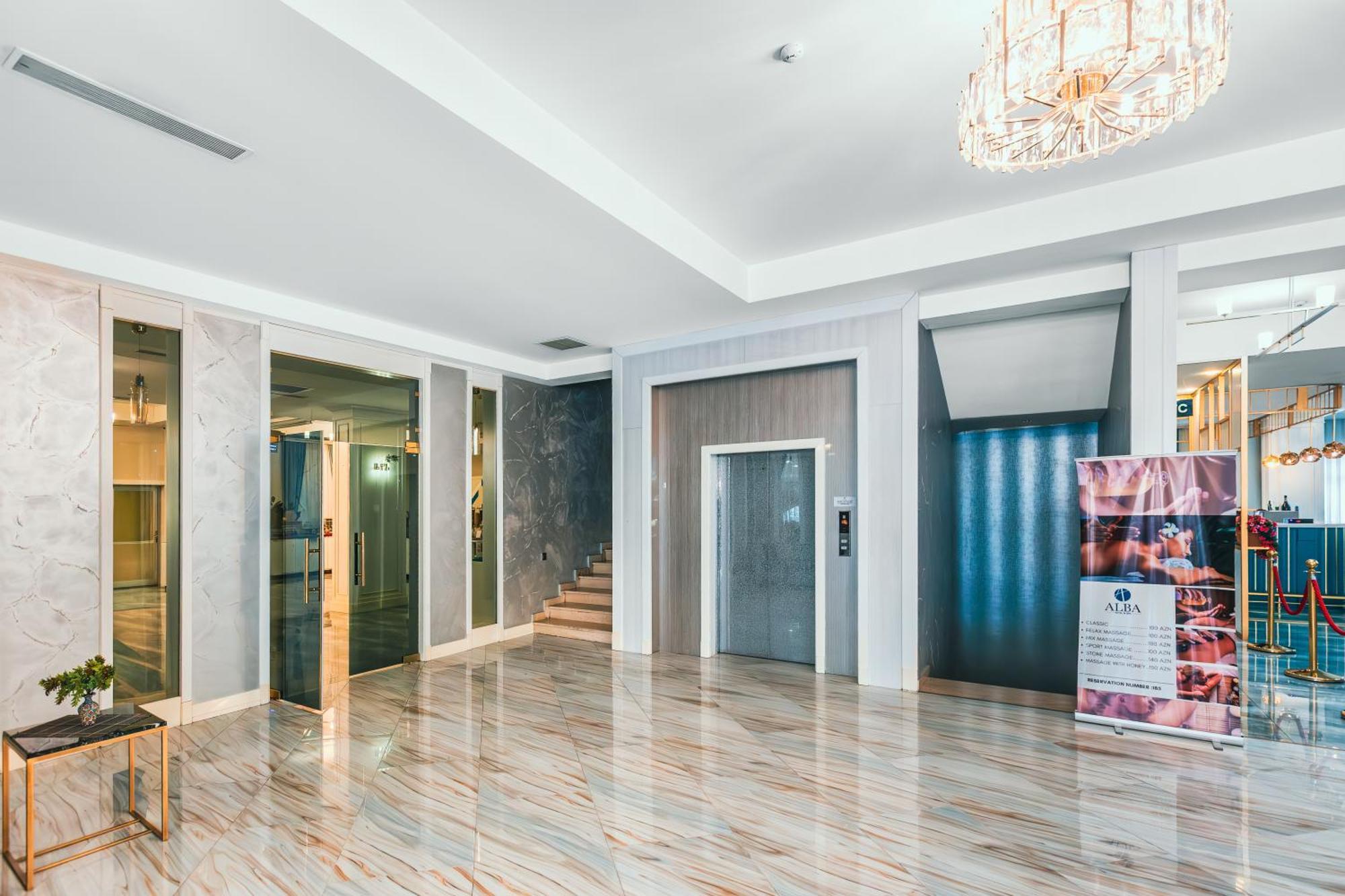 Alba Hotel & Spa Баку Екстер'єр фото Lobby of the hotel