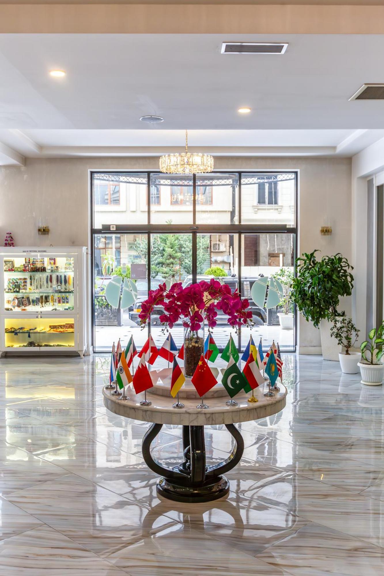 Alba Hotel & Spa Баку Екстер'єр фото Lobby of the hotel