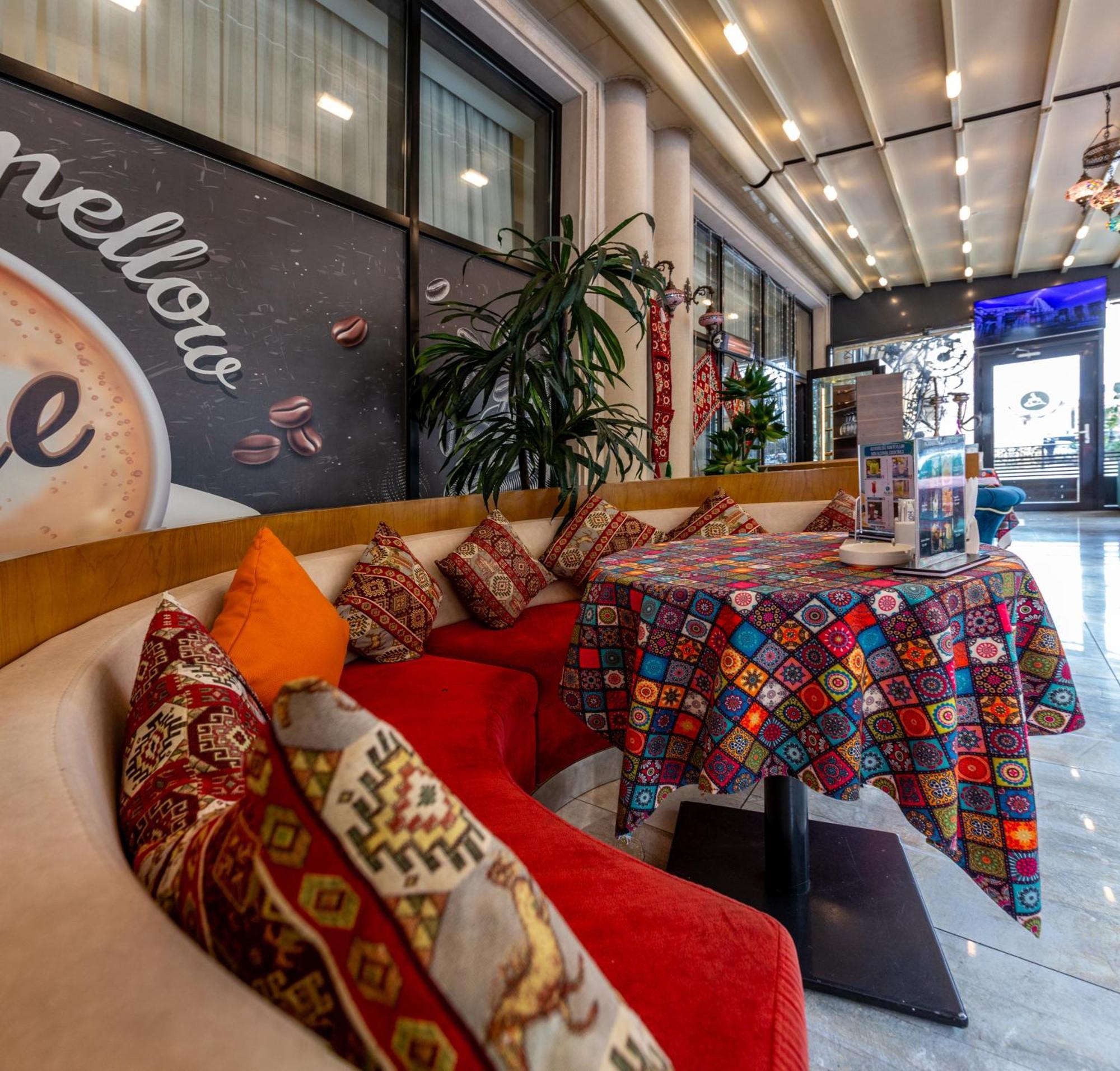 Alba Hotel & Spa Баку Екстер'єр фото Interior of the restaurant