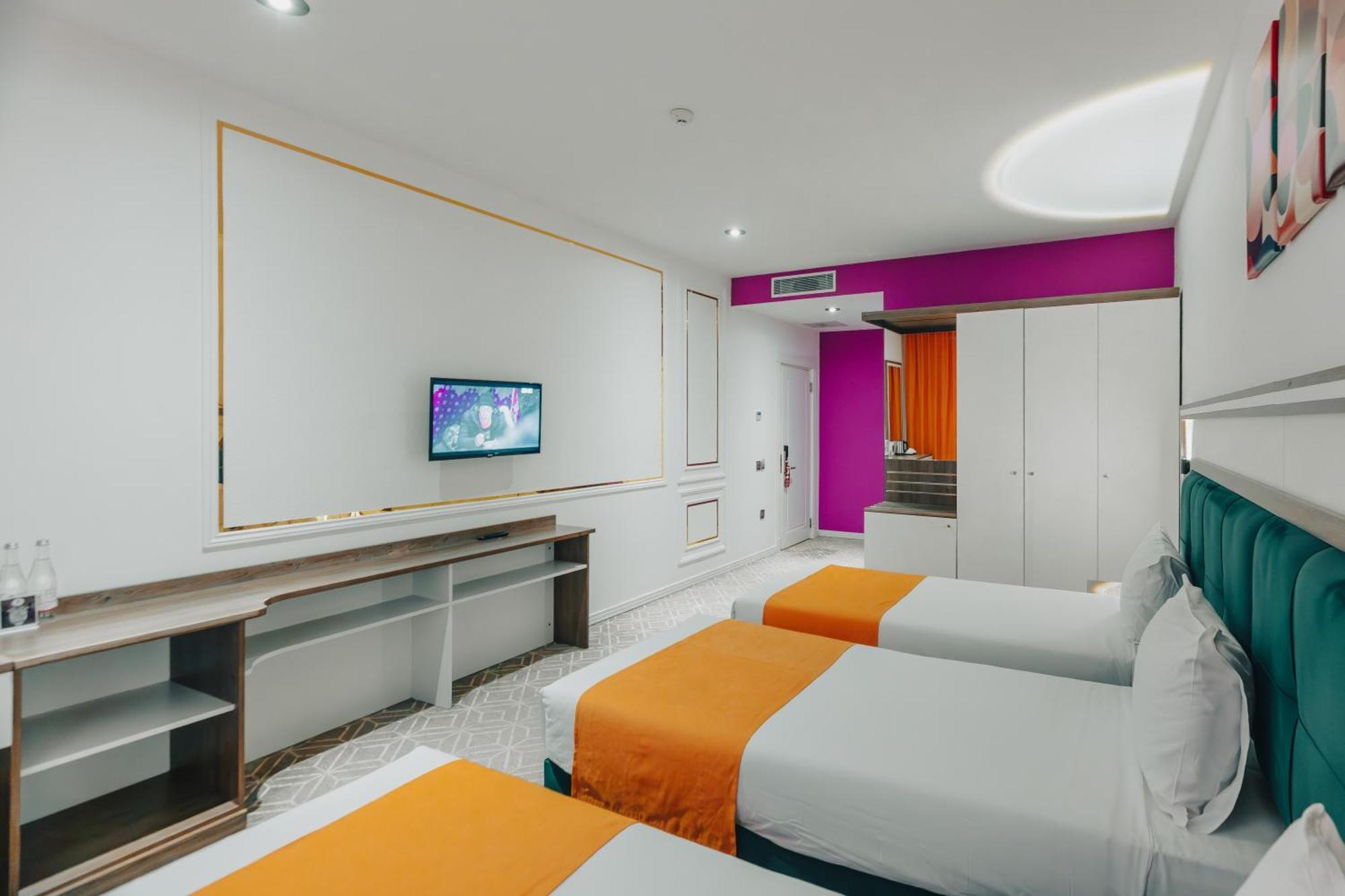 Alba Hotel & Spa Баку Екстер'єр фото A room at the hotel